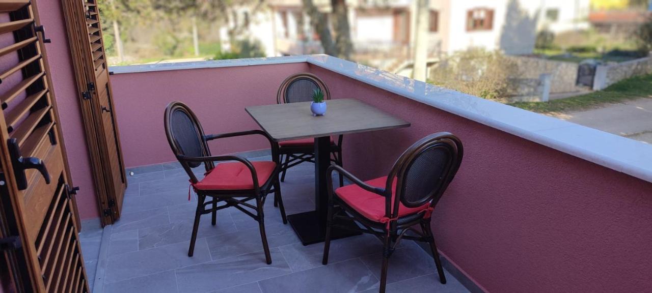 Sobe Bukaleta Loznati Bed & Breakfast Exterior photo